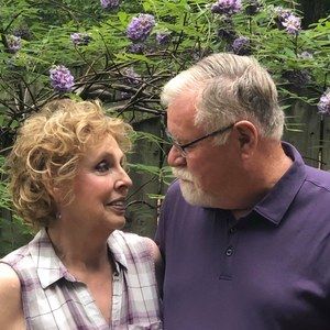 Meet your Posher, Gloria